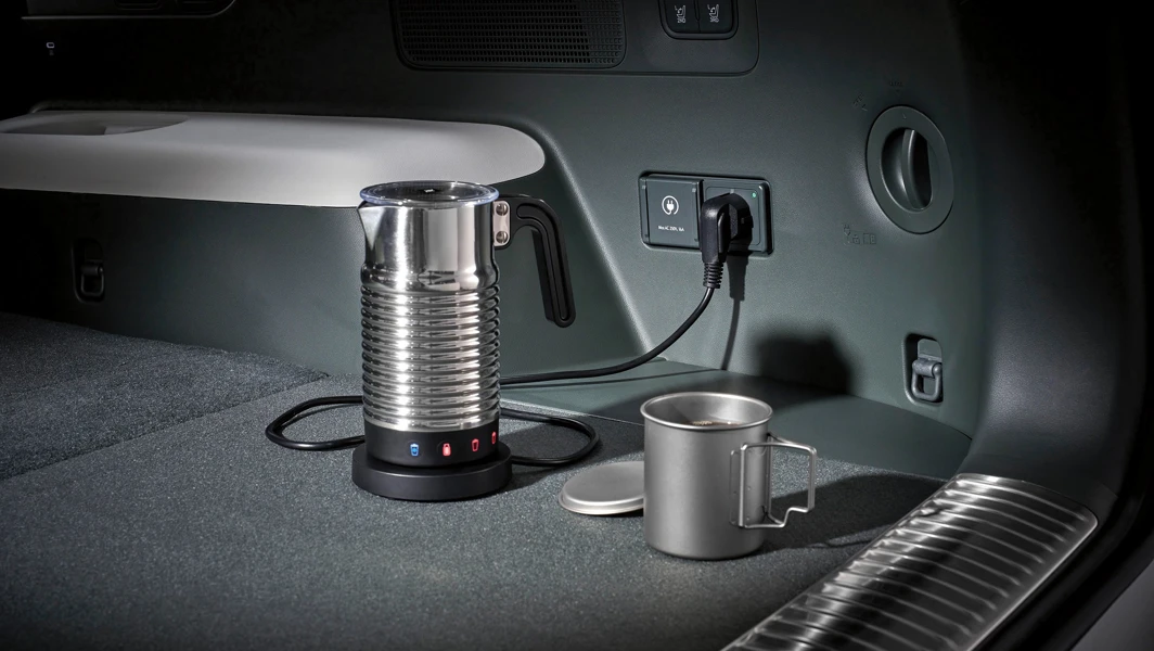 Hyundai IONIQ 9 Interior V2L FDCG