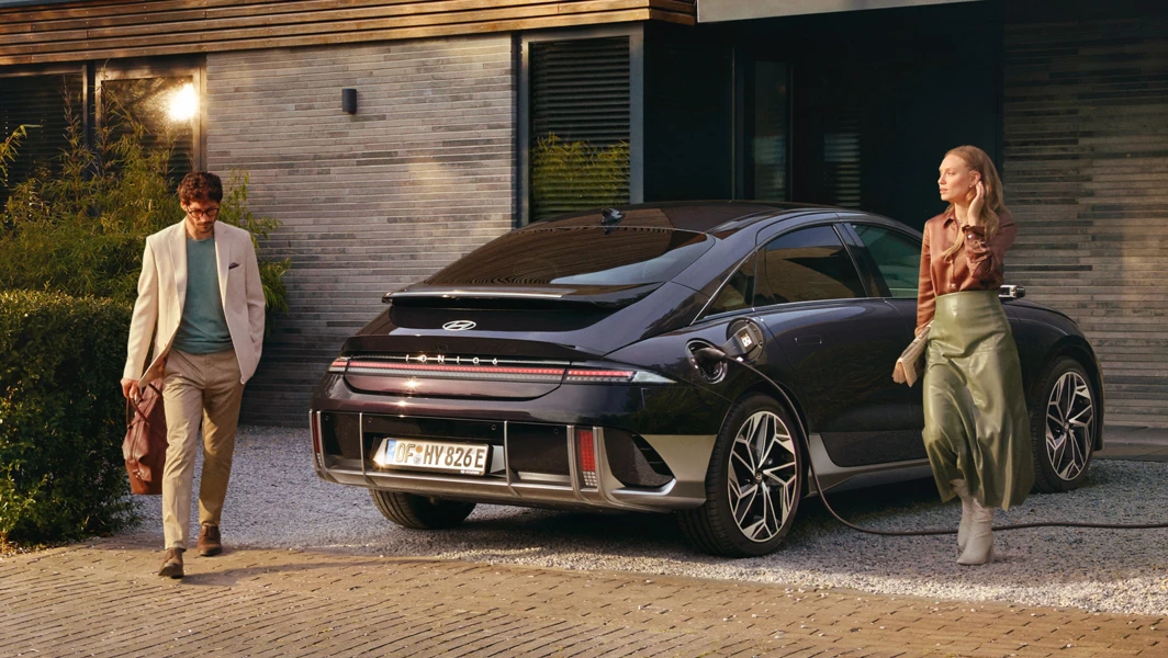 Ioniq 6 Exterior Hero 4 1%204X3 004