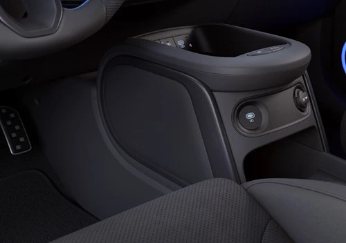 Hyundai Ioniq 5 N Interior 2023 Shot 40 Centre Console Kneepad