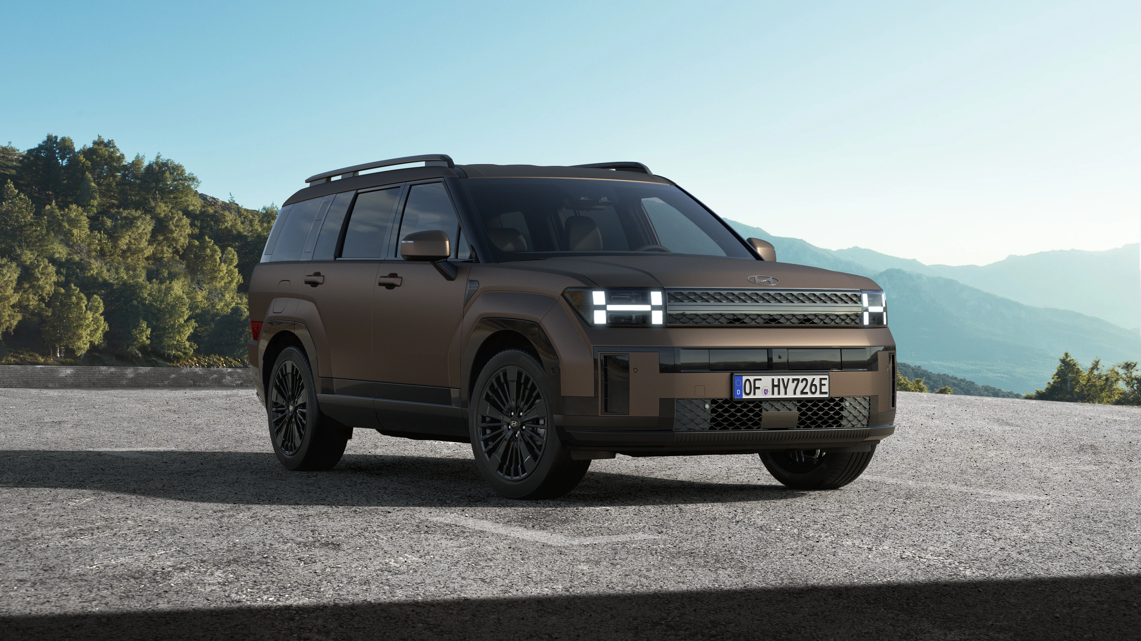 HME MX5 PHEV Eviz EXT YBM Earthybrassmatt EWAAUW SHOT 002